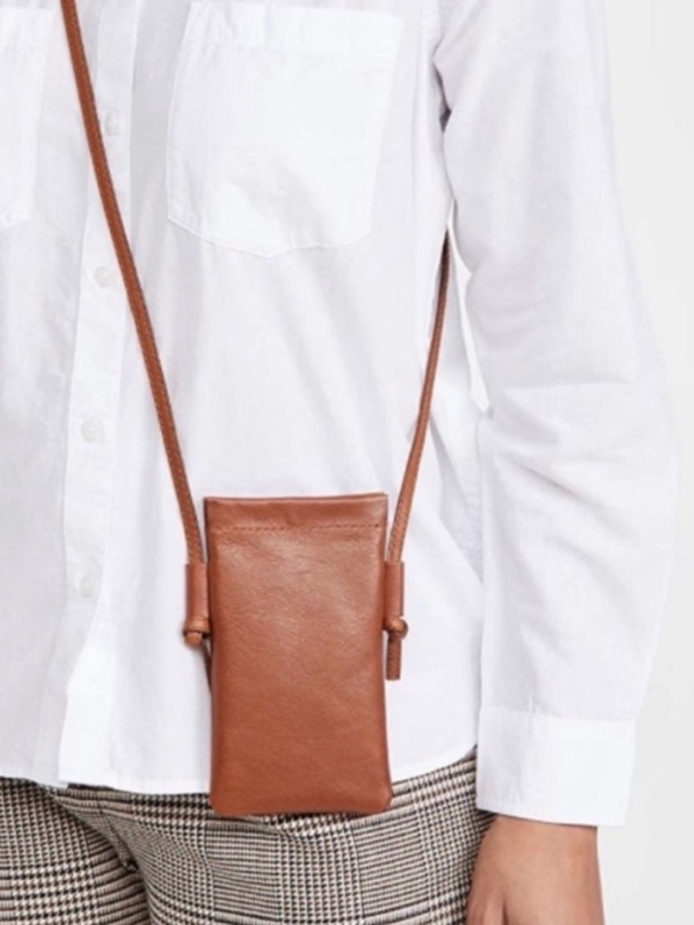 Madewell The Leather Smartphone Crossbody Bag in Rustic Twig